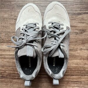 Merrell Women’s Light Gray Athletic Shoes